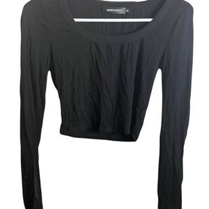 Merokeety Black Long Sleeve crop Top size medium